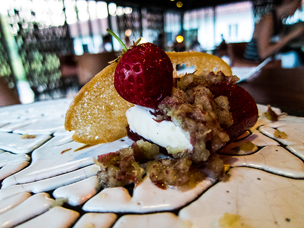 La Grenouillère - Fraise confiturée, biscotte