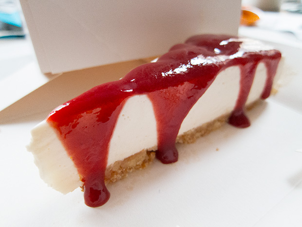 Le ruisseau - Cheesecake, coulis de fruits rouges