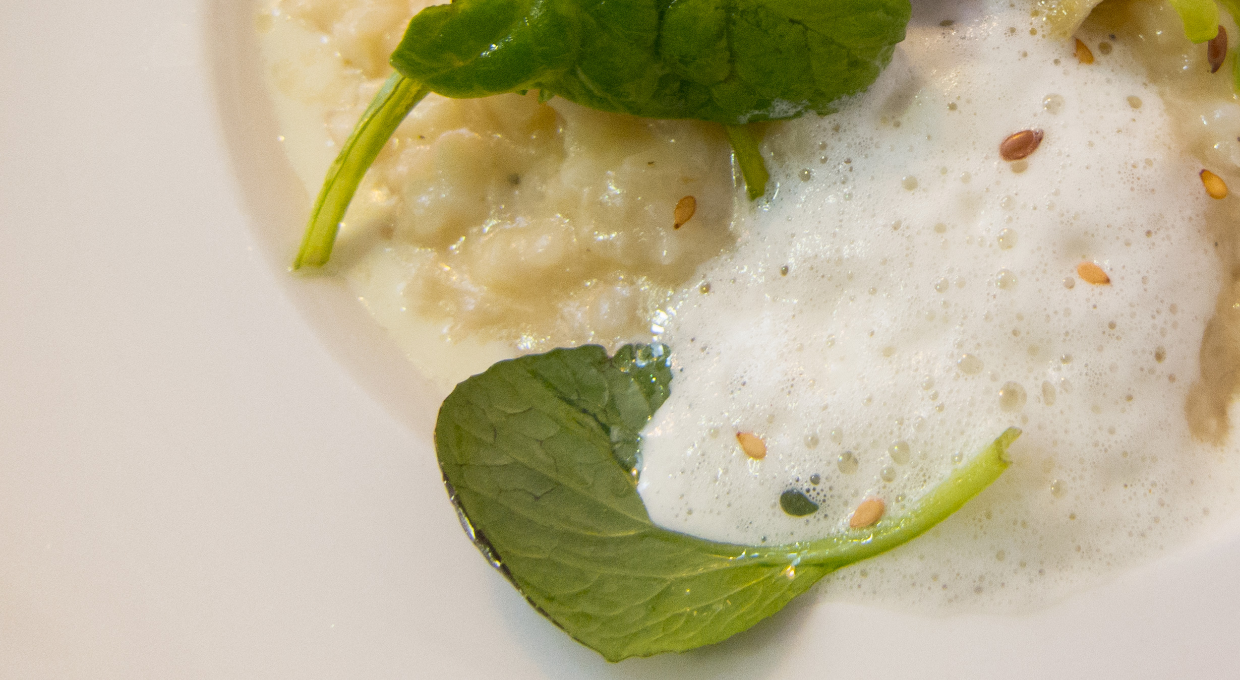 L'Epicerie - Risotto crémeux, petits légumes et lard fumé, et émulsion au sel vicking