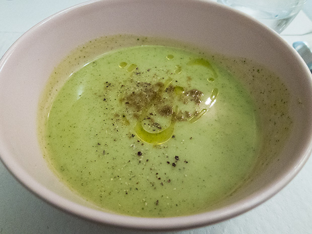 Café Lulu - Soupe froide de courgettes et cumin