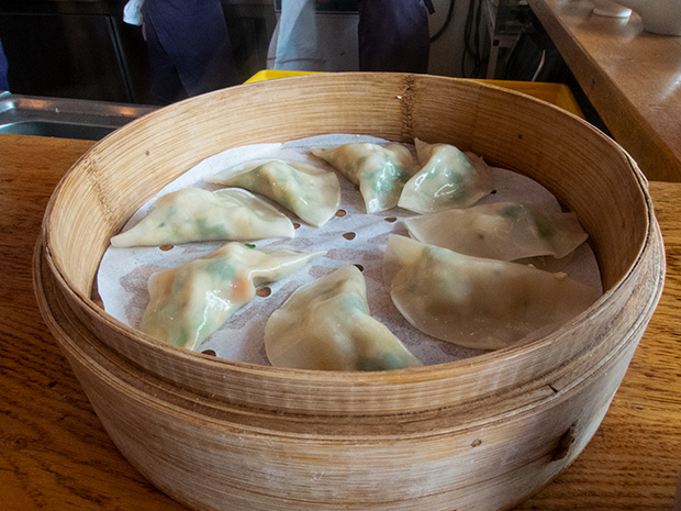 Mandoobar - Mandu aux crevettes et coriandre